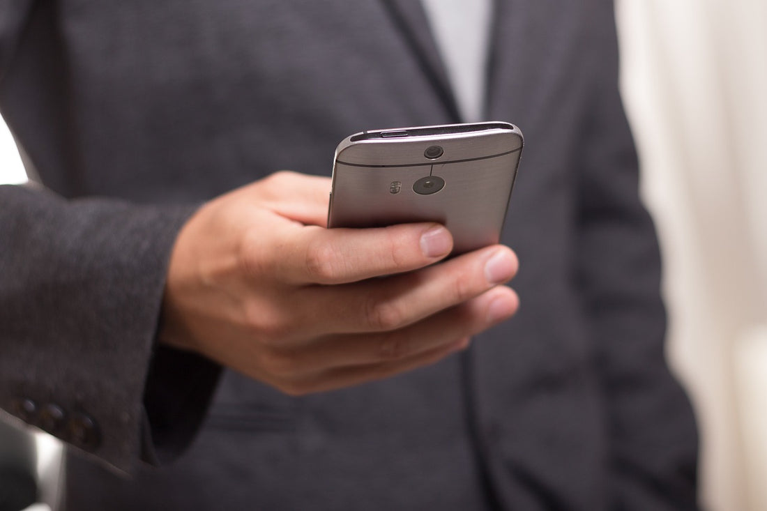 Creating a Minimalist Smartphone: 7 Easy Ways to Simplify Your Smartphone and Improve Mental Health
